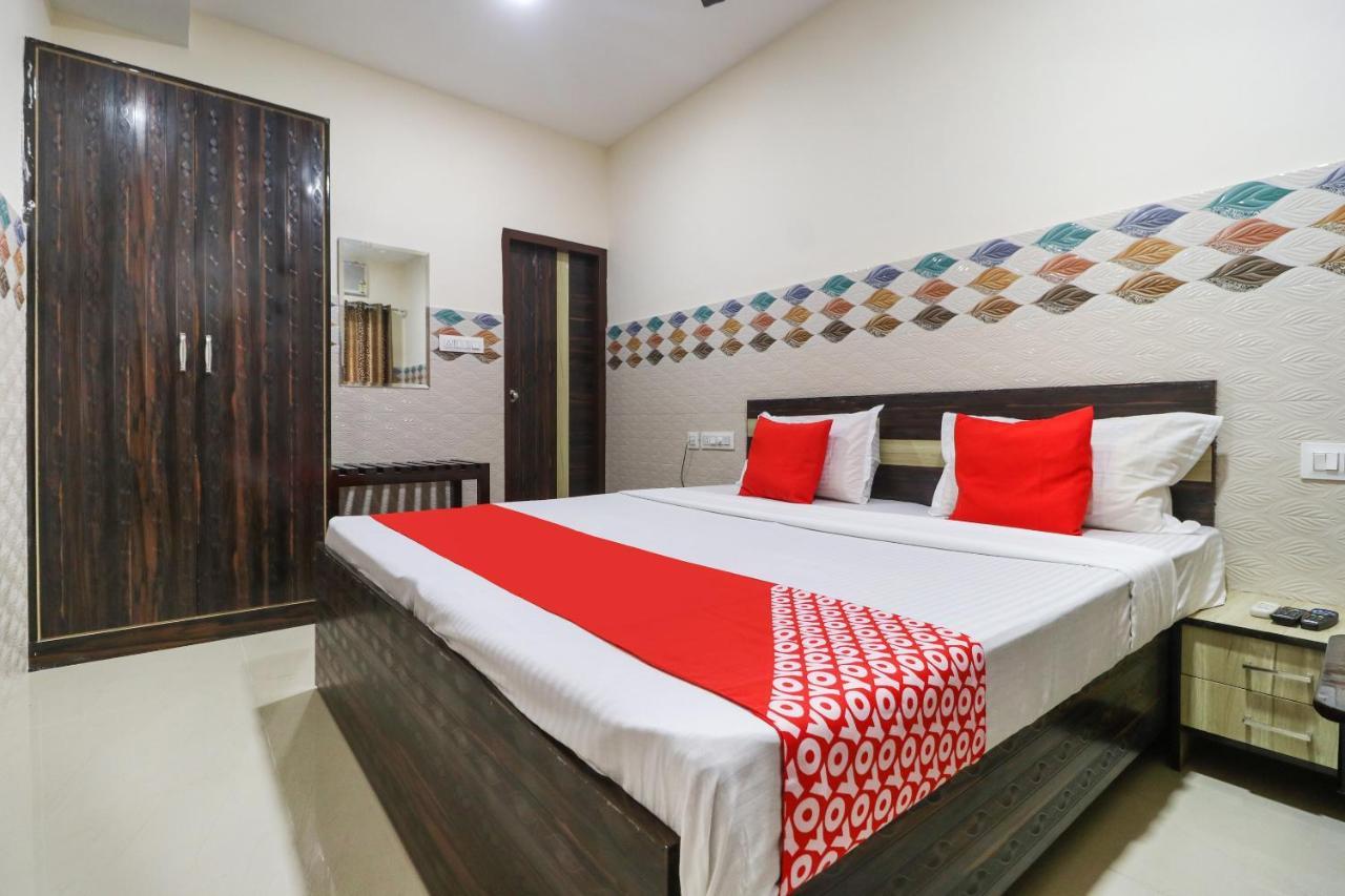 Oyo 49095 Hotel K Fort Abadpura Εξωτερικό φωτογραφία