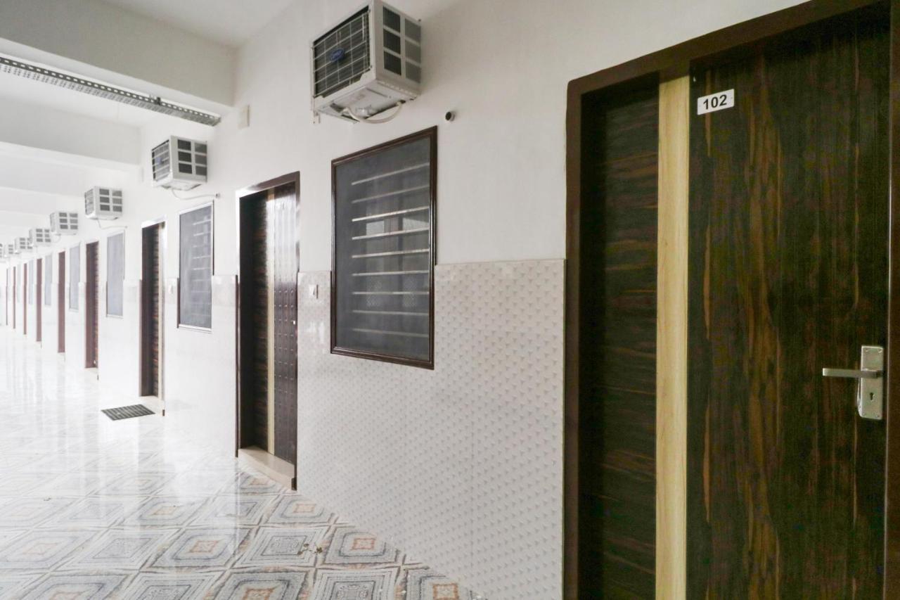 Oyo 49095 Hotel K Fort Abadpura Εξωτερικό φωτογραφία