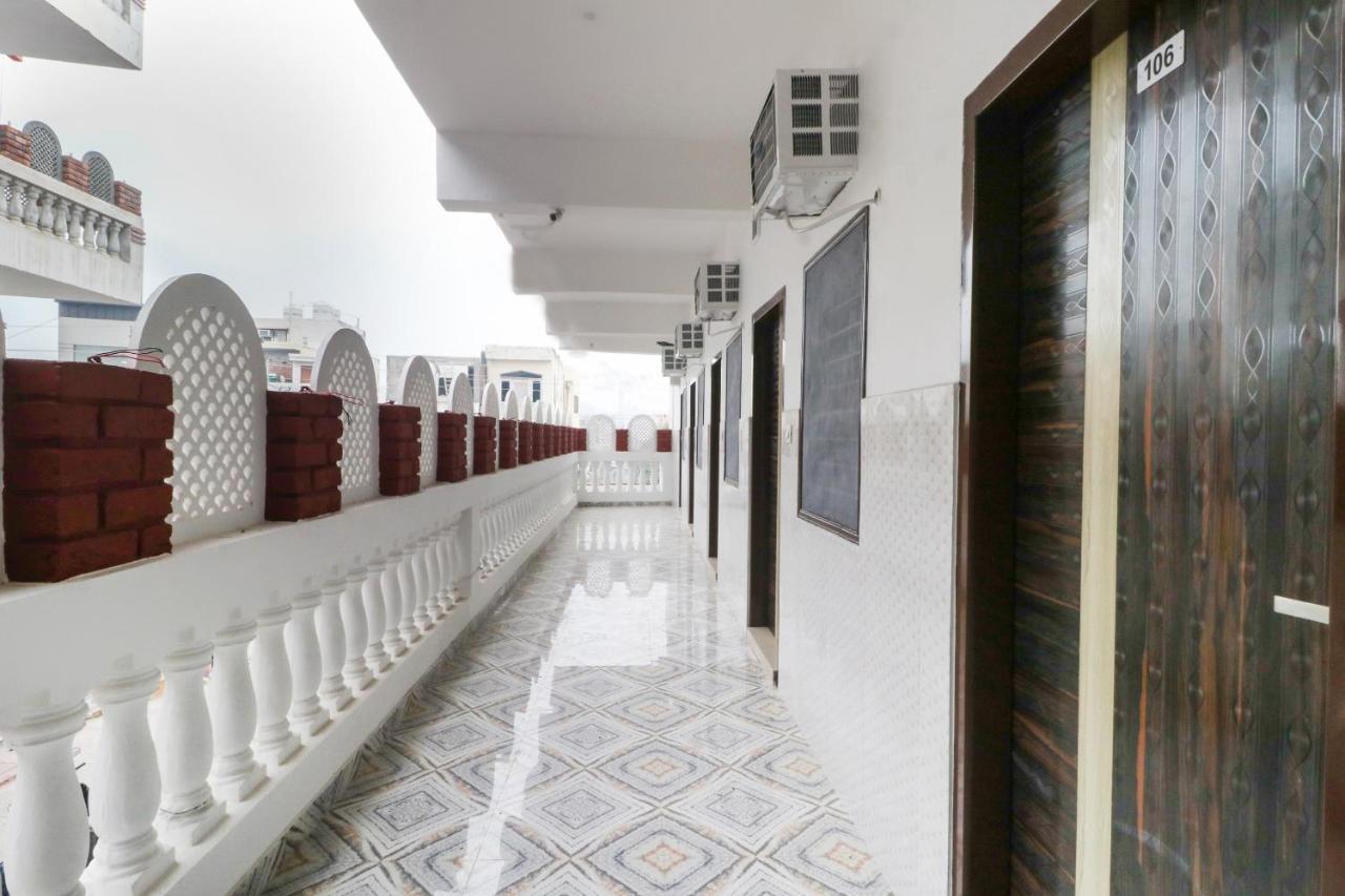 Oyo 49095 Hotel K Fort Abadpura Εξωτερικό φωτογραφία